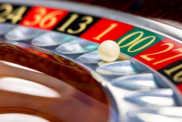 Dice Game interface on coloksgp 36 showing prediction selection and stake entry
